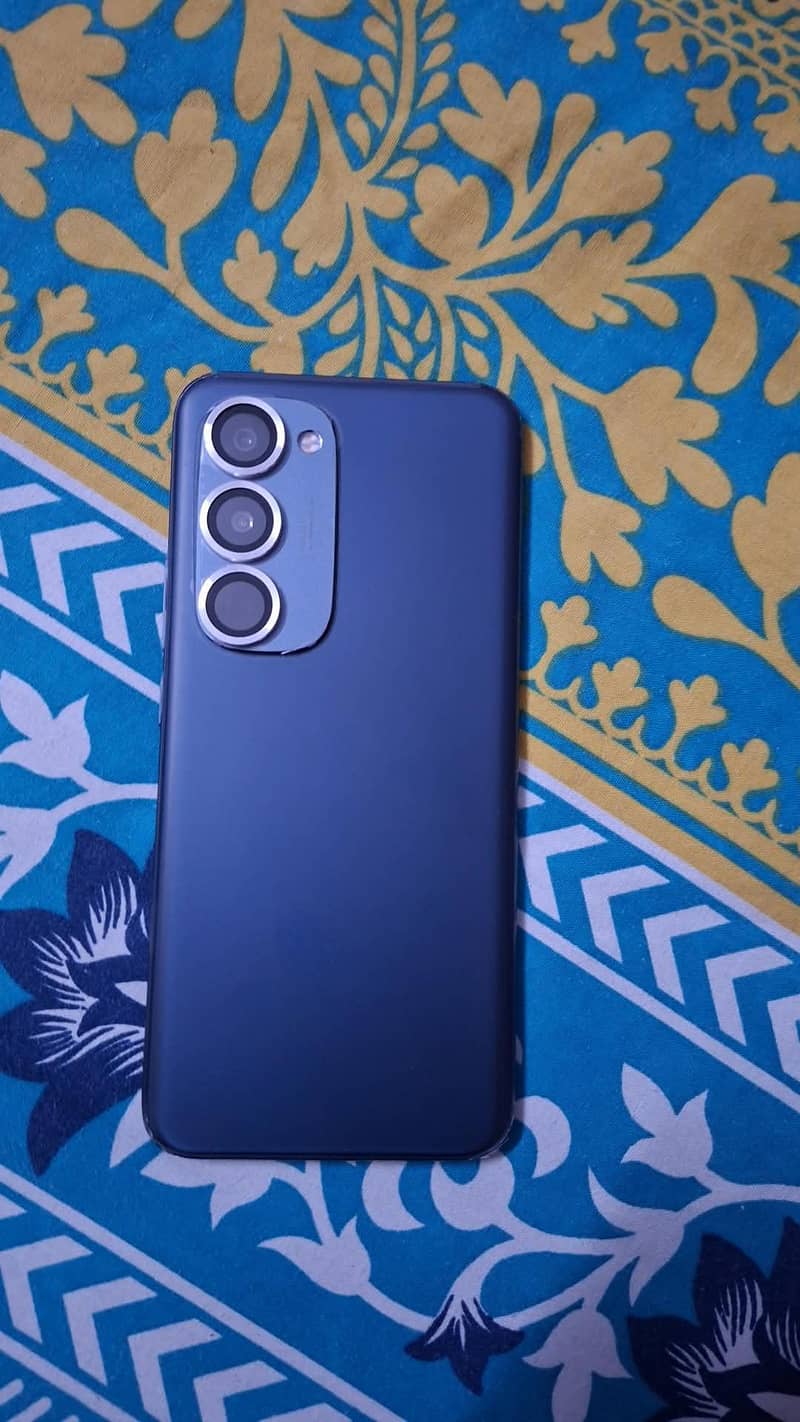Tecno Spark 40 pro plus 3