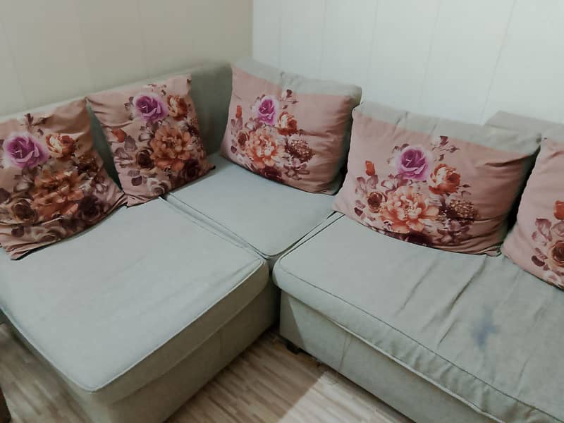 L shaped sofa 0