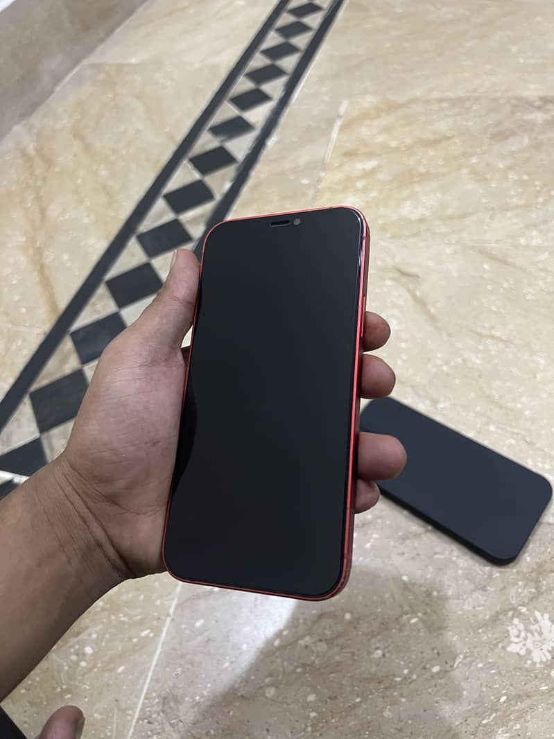 Apple iPhone 12 3
