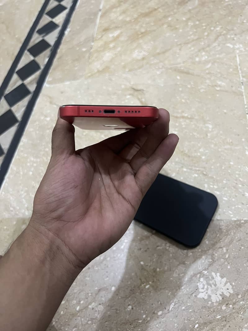 Apple iPhone 12 7