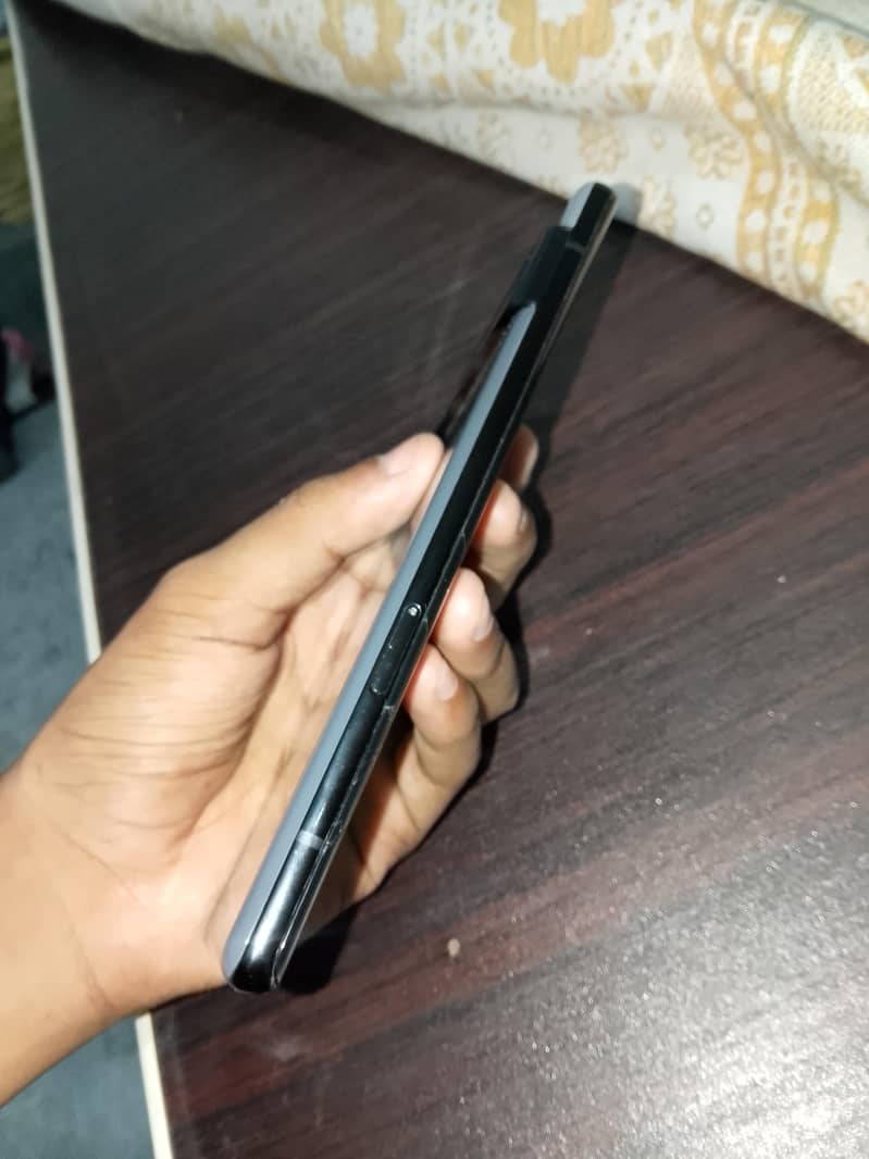 Google pixel 6 pro p@tc/-/ 2