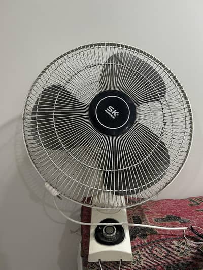 Sk 18 inch bracket Fan - 3 speed - Working  Islamabad  9/10