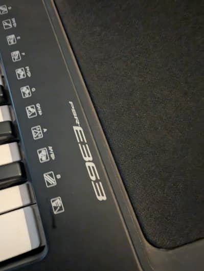 Yamaha PSR E363