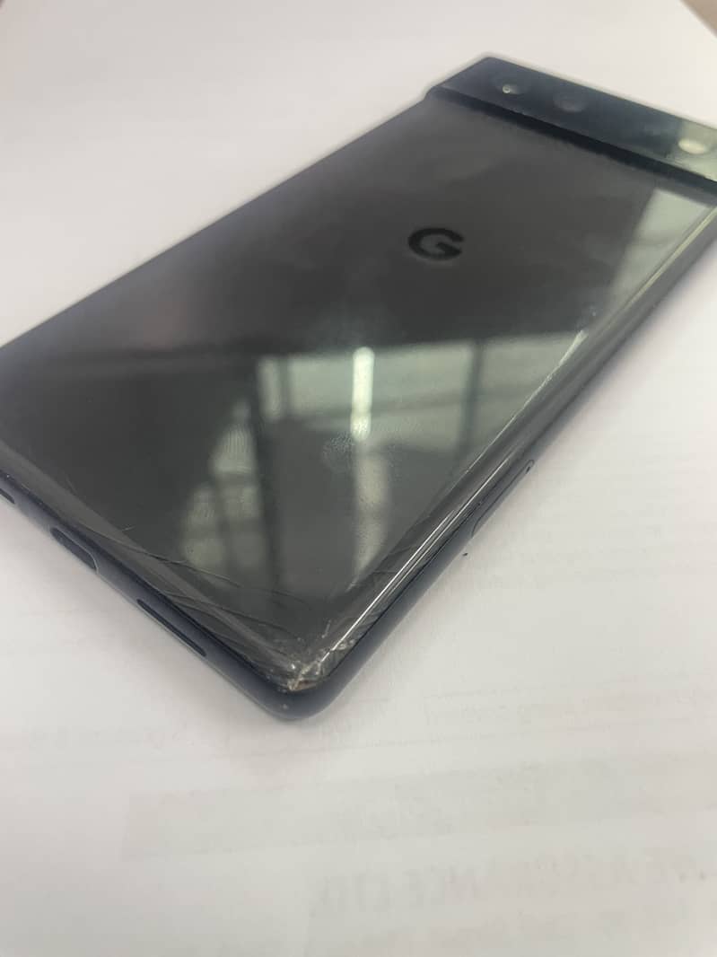 Google Pixel 6 4