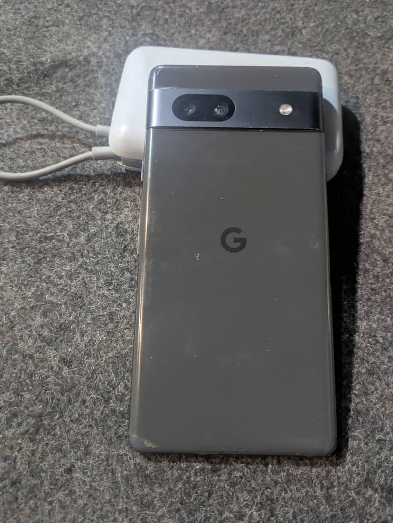 Google Pixel 7a 2