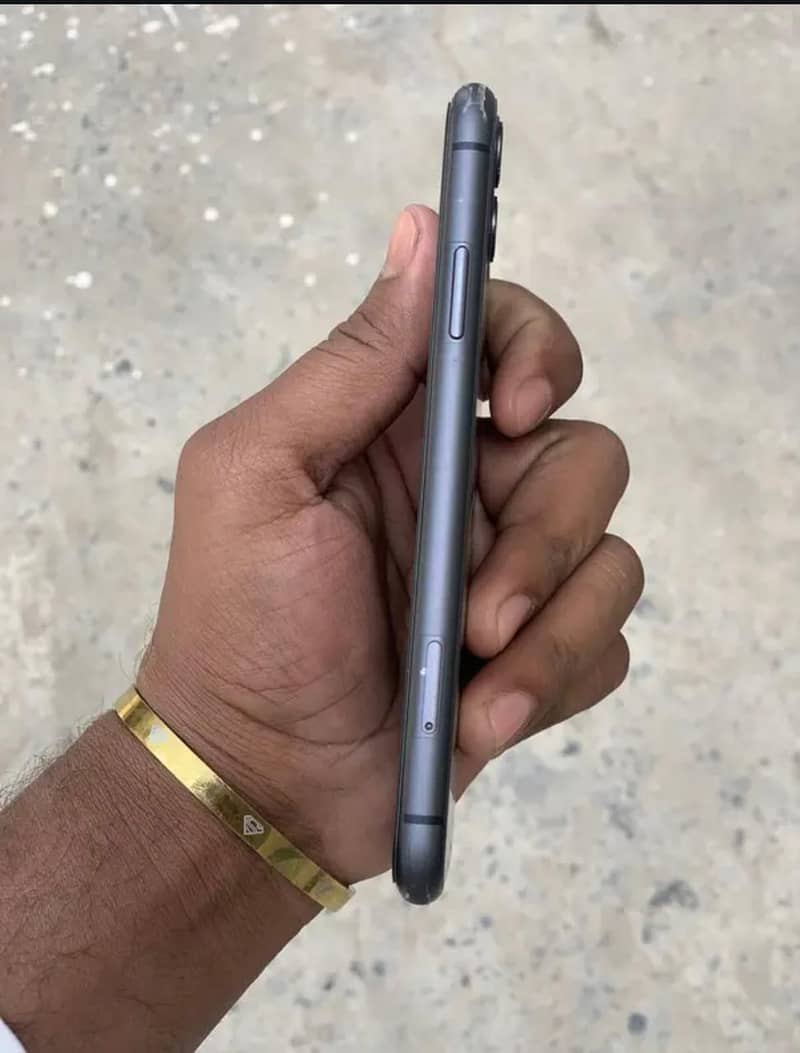 Apple iPhone 11 1