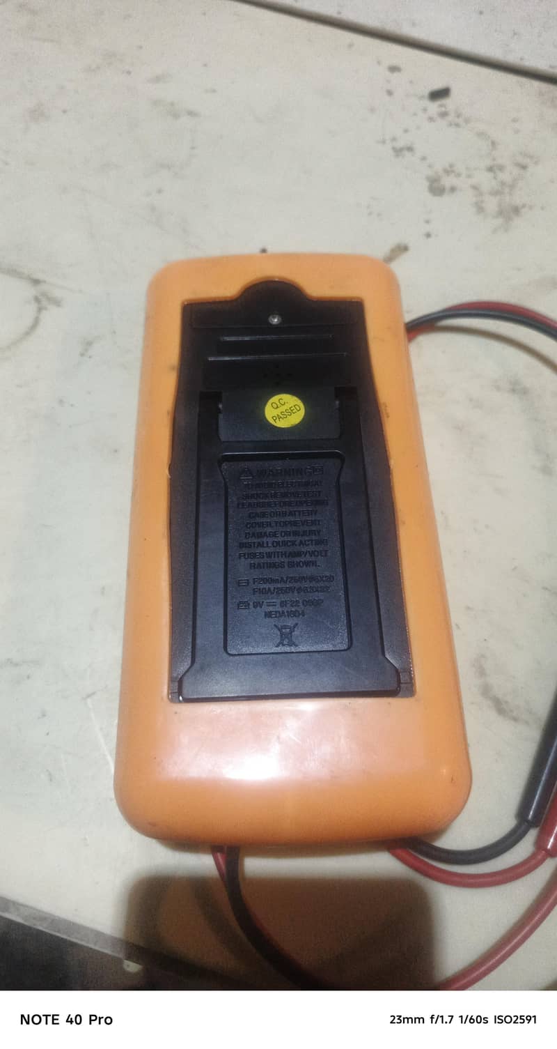 voltmeter compare metre 1