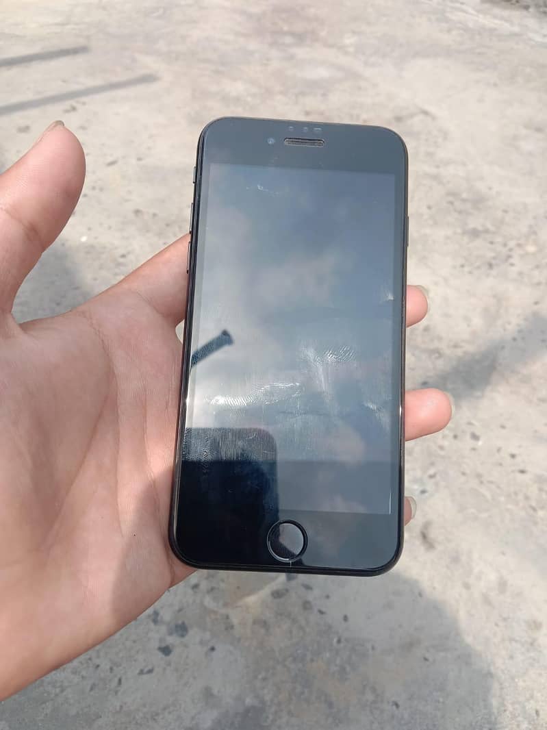 Apple iPhone SE 2