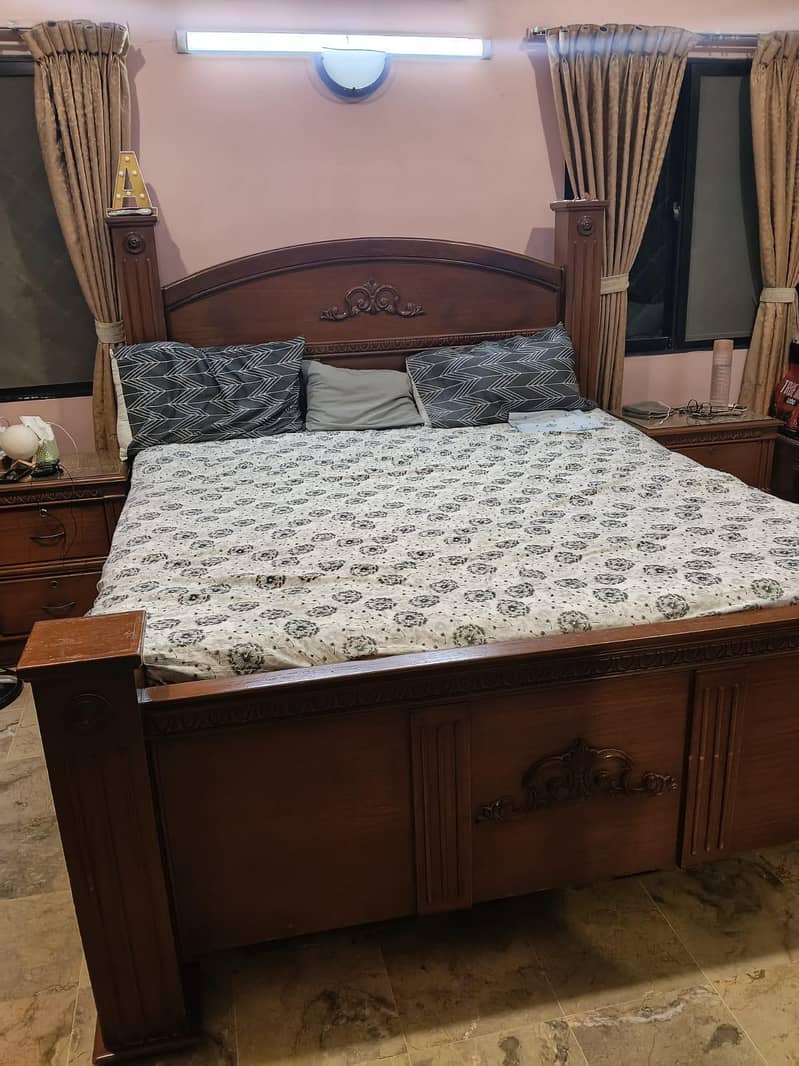 solid wood bed set 2