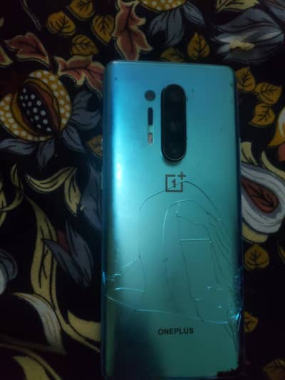 One Plus 8 Pro 8/128