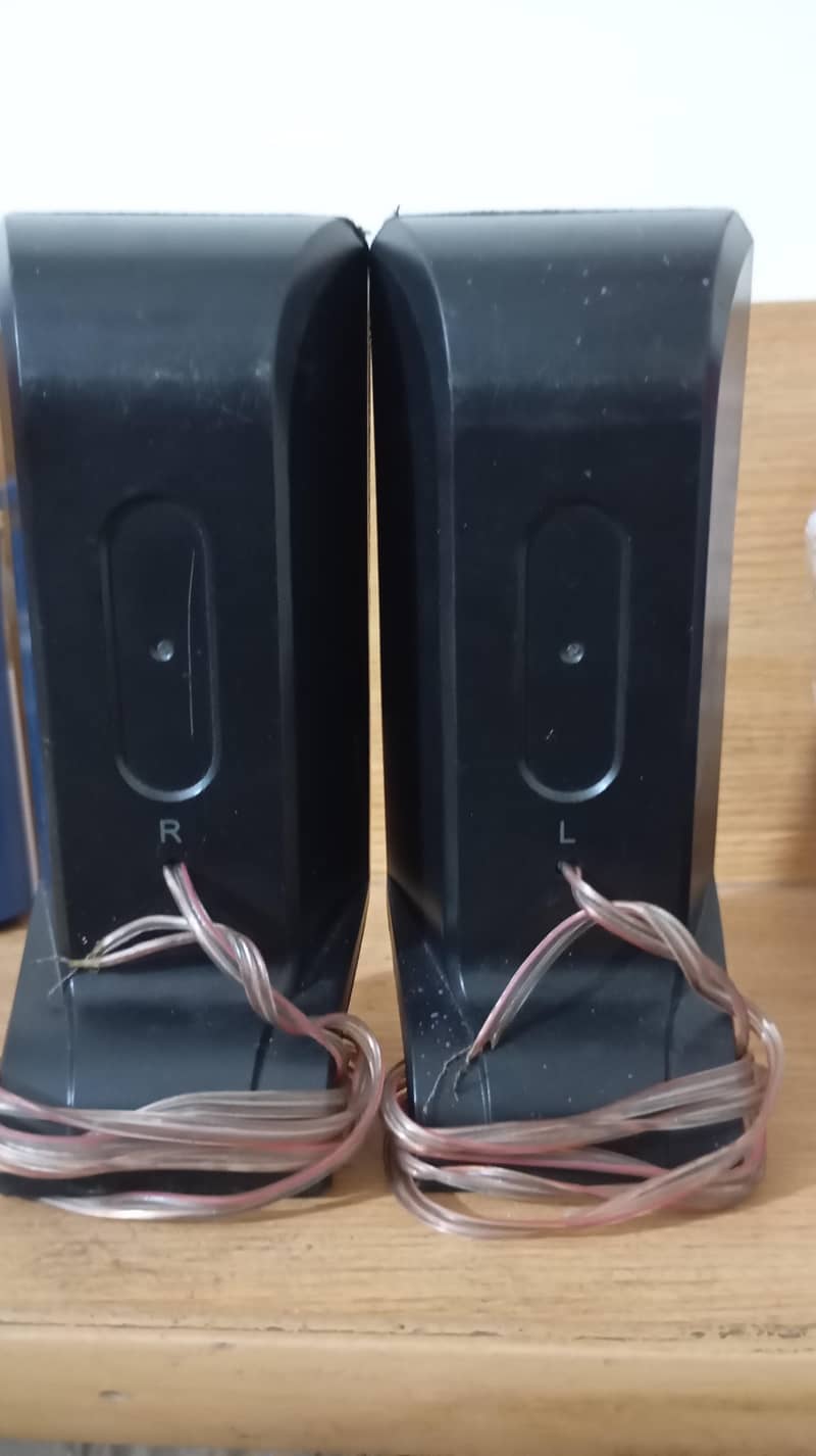 Edifier Speaker 1