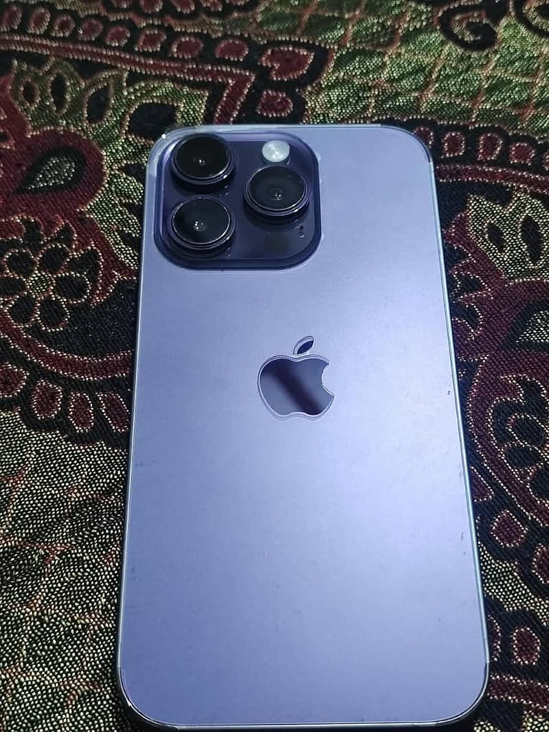 Apple iPhone 14 Pro 2