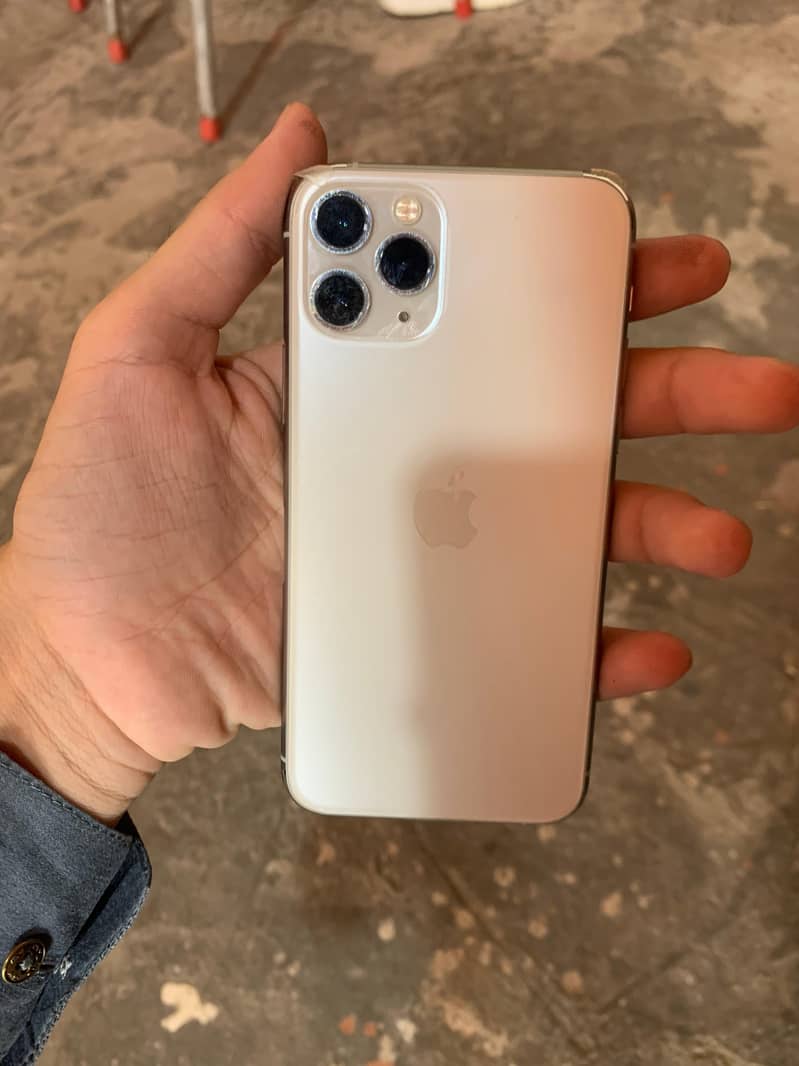 Apple iPhone 11 Pro 0