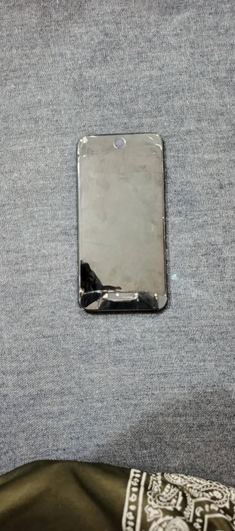 Apple iPhone 7 Plus 1