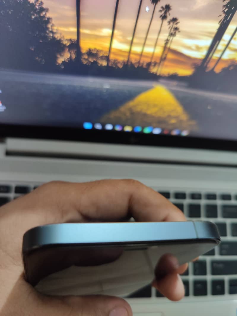 Apple iPhone 12 Pro Max 5