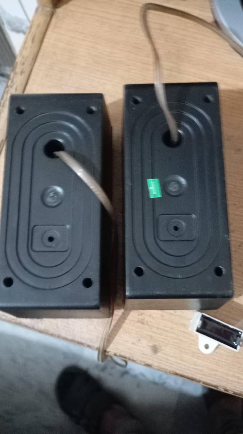 Audionic Speakers 2