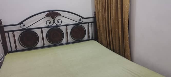 King Size Bed With Mattress