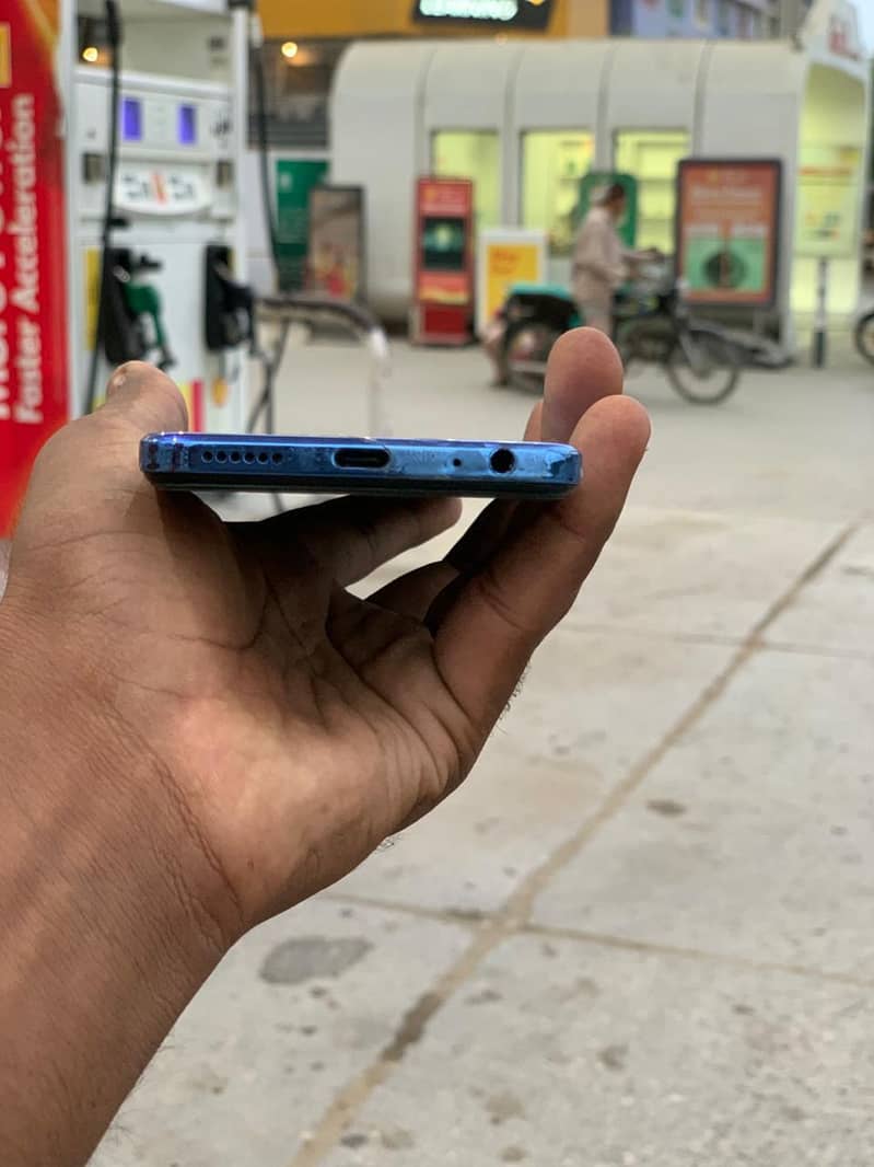 Tecno Spark 10C 4