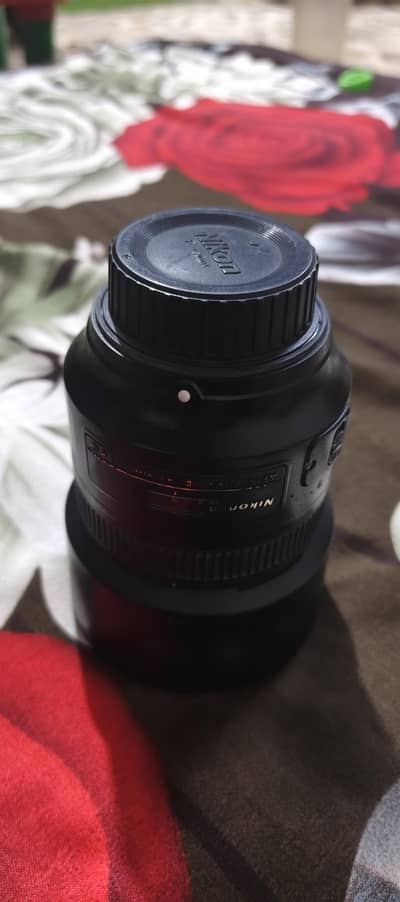 Nikon lens for sale
