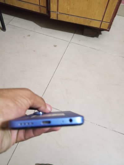 Infinix Hot 10