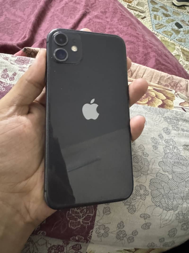 Apple iPhone 11 3