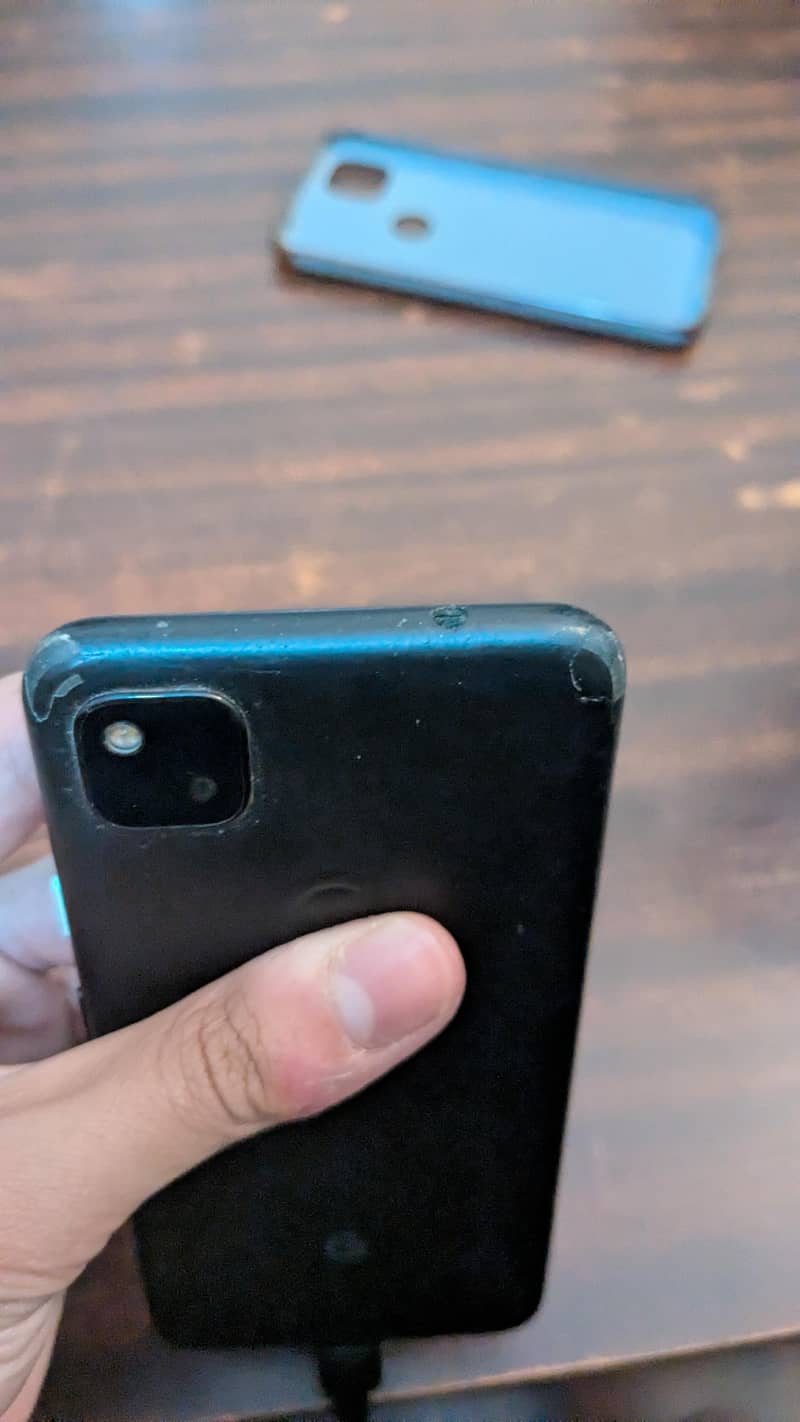 Google Pixel 4a 5