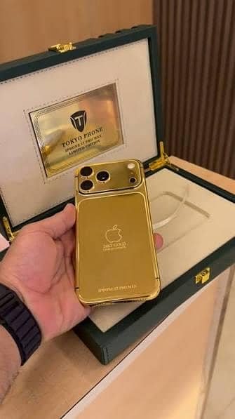 Gold plated 24k Apple iPhone 17 Pro Max