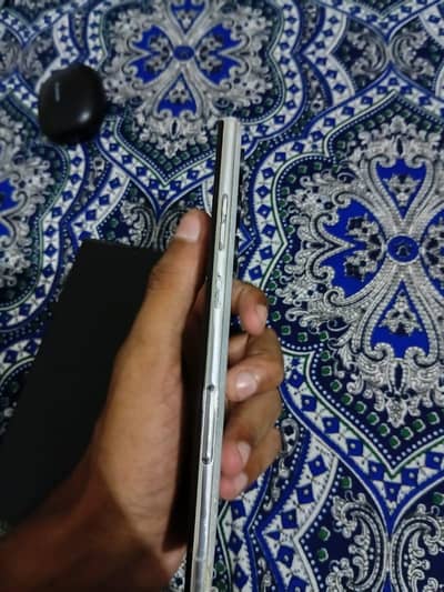 Samsung Mobile S22 Ultra