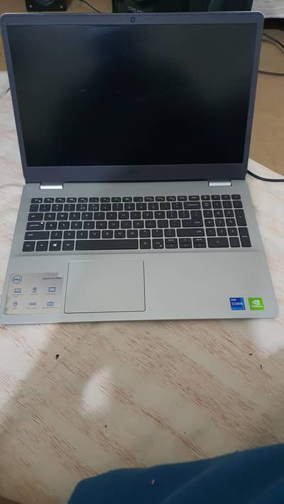Dell Inspiron 3501