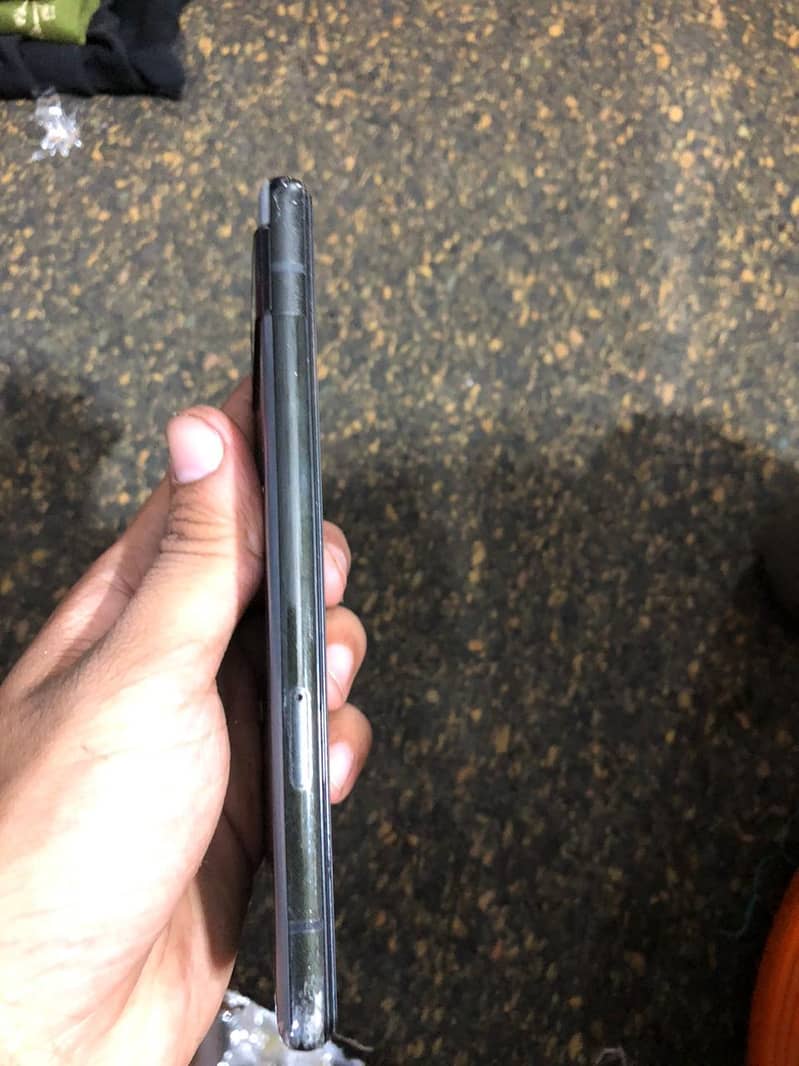 Google Pixel 6a 5