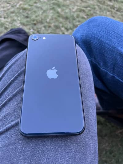 Apple iPhone SE
