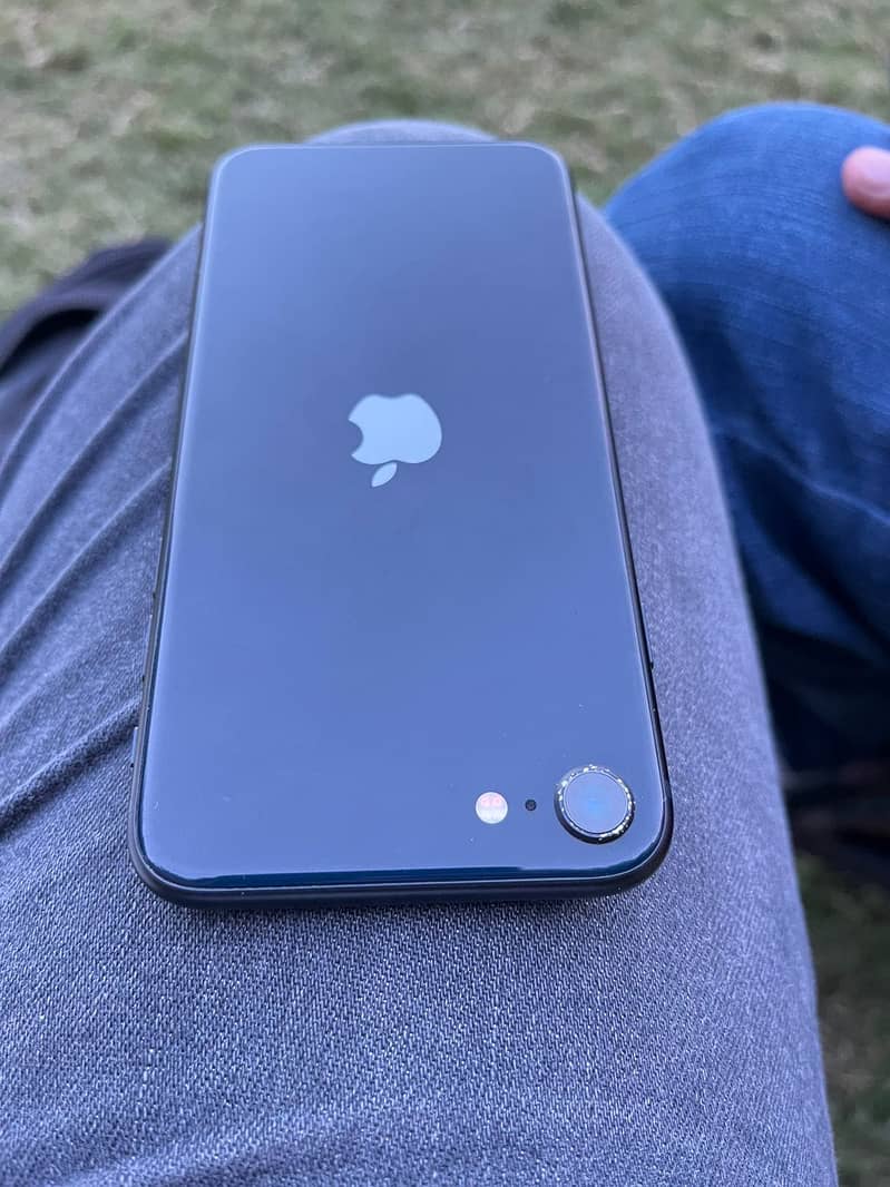 Apple iPhone SE 1