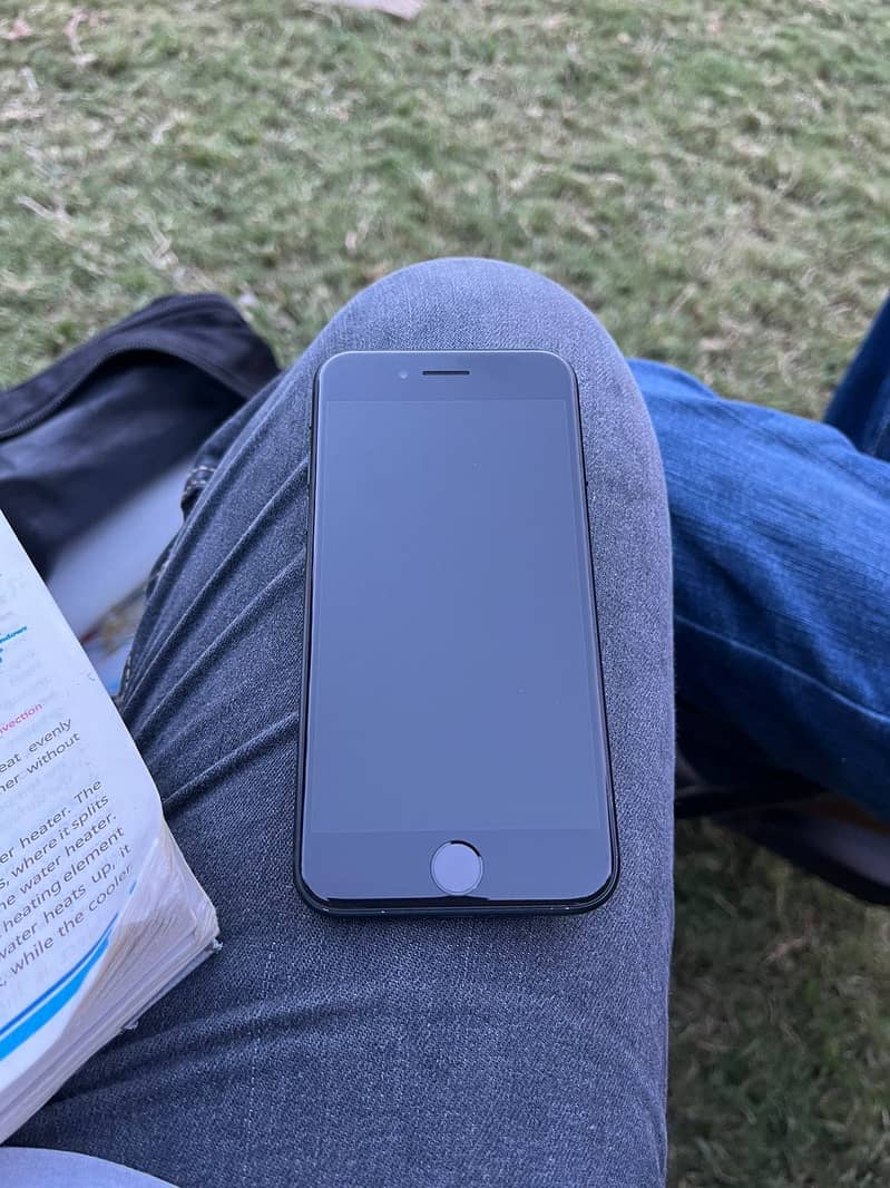 Apple iPhone SE 2