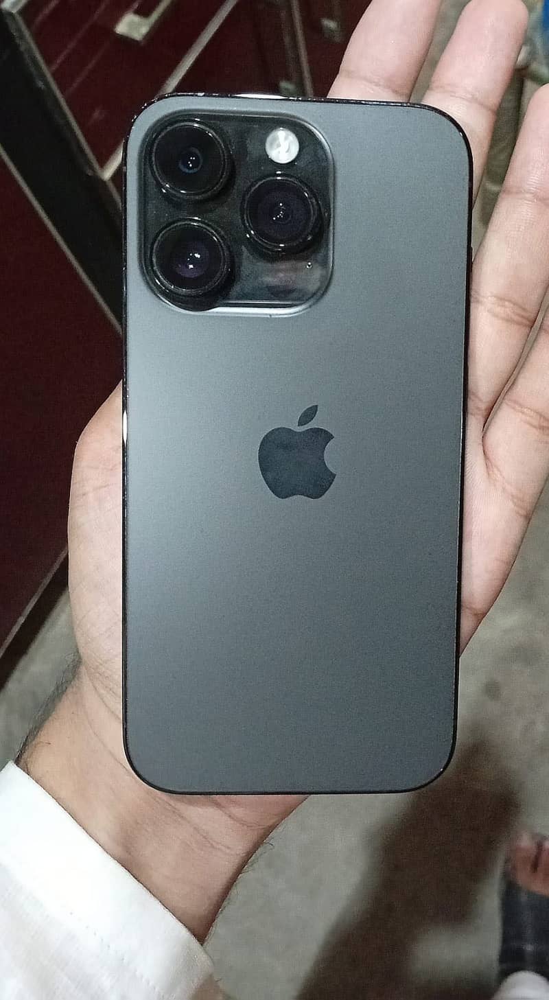 Apple iPhone 14 Pro 0