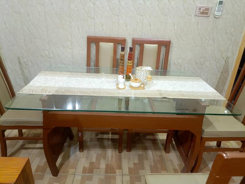 Dinning Table 4