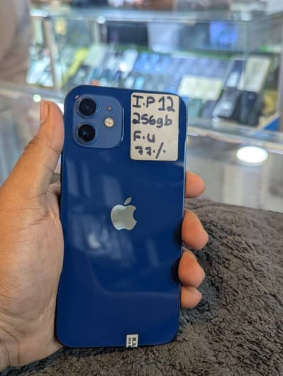 Apple iPhone12