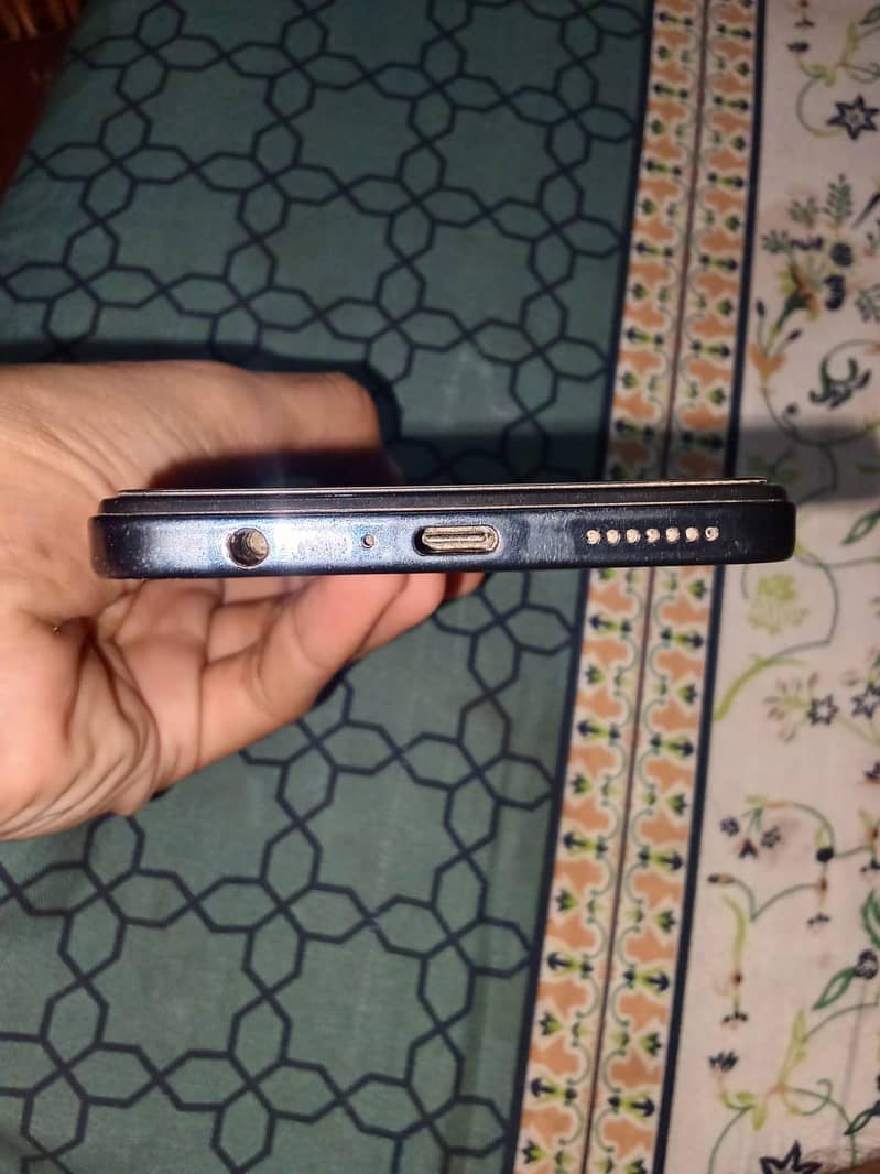 Tecno Camon 19 4
