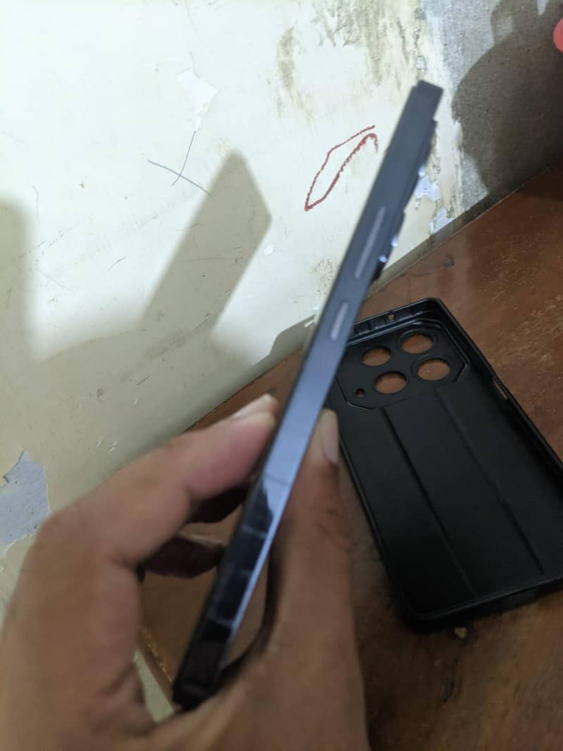 Infinix Note 40 4
