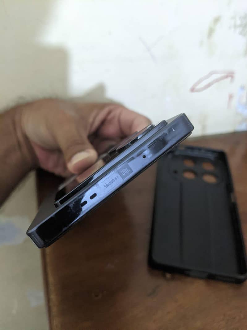 Infinix Note 40 5