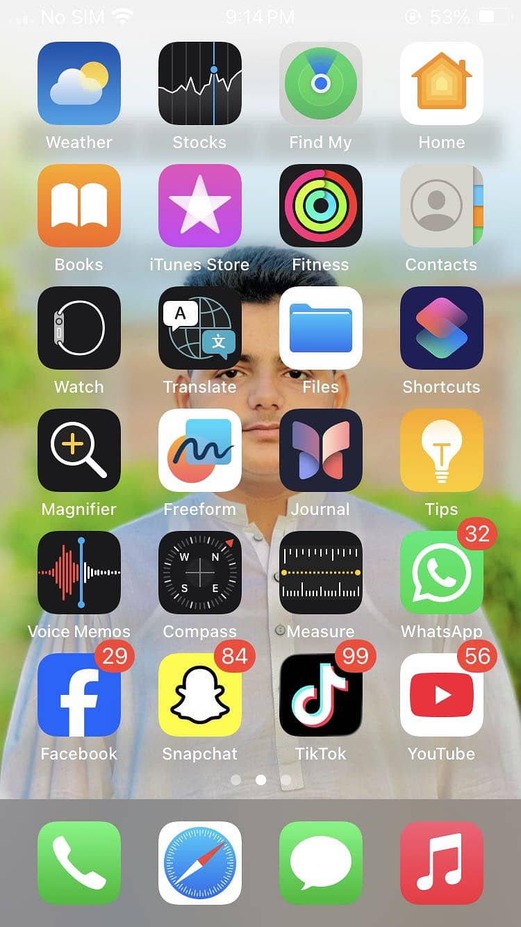 Apple iPhone SE 3rd generation 1