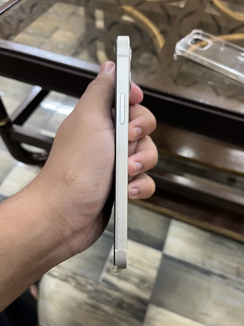 Apple iPhone 12 3