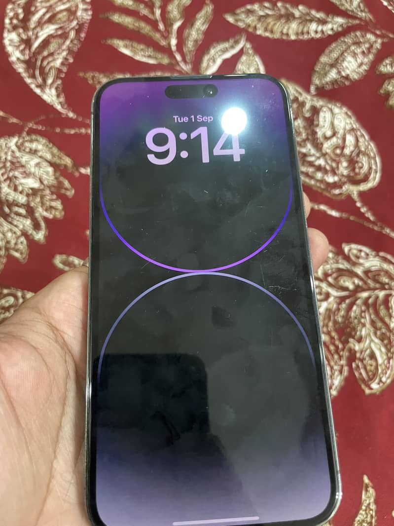 Apple iPhone 14 Pro Max 1