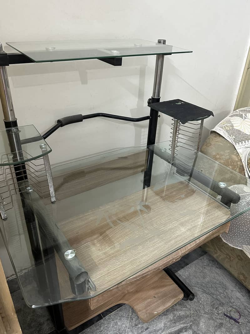 Computer Table for Sale 0