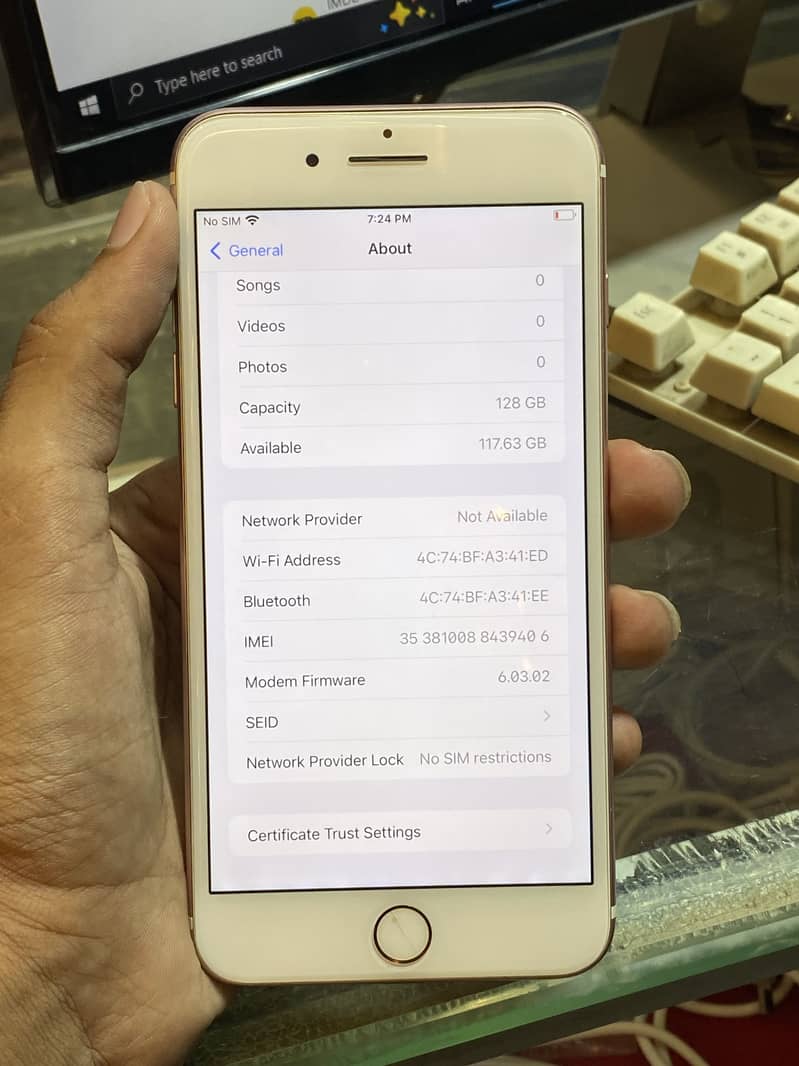 Apple iPhone 7 Plus 2