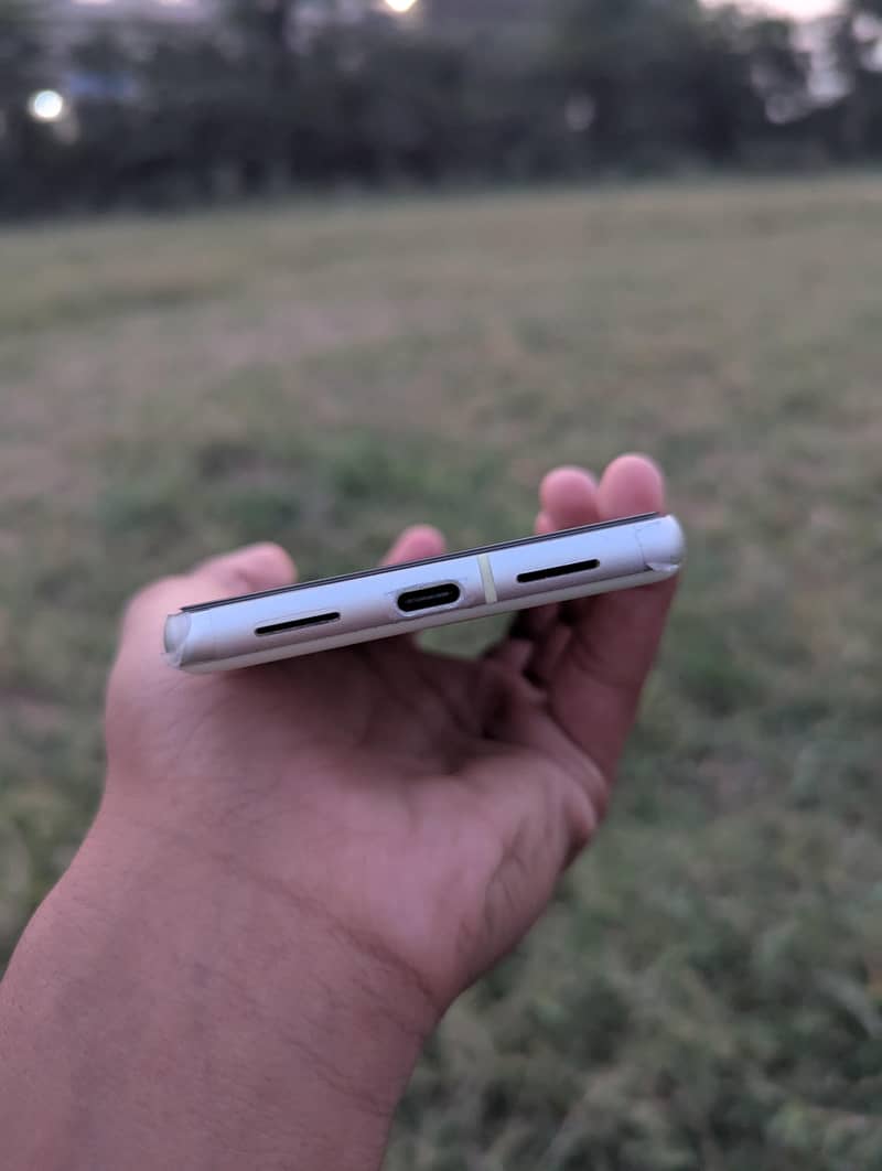 Google Pixel 7 2