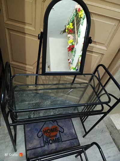 iron dressing table with chair
