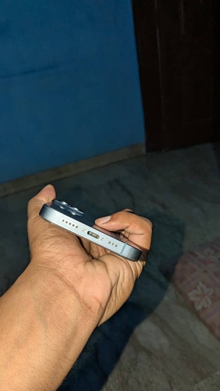 Apple iPhone 14 4