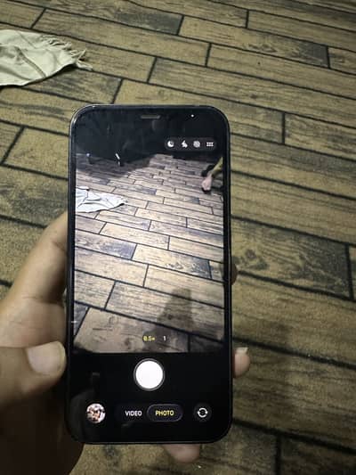 Apple iPhone 12