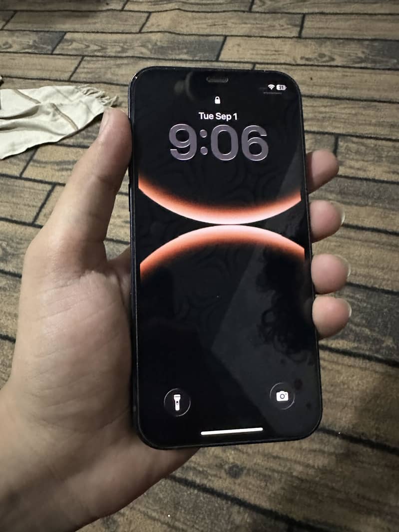 Apple iPhone 12 7
