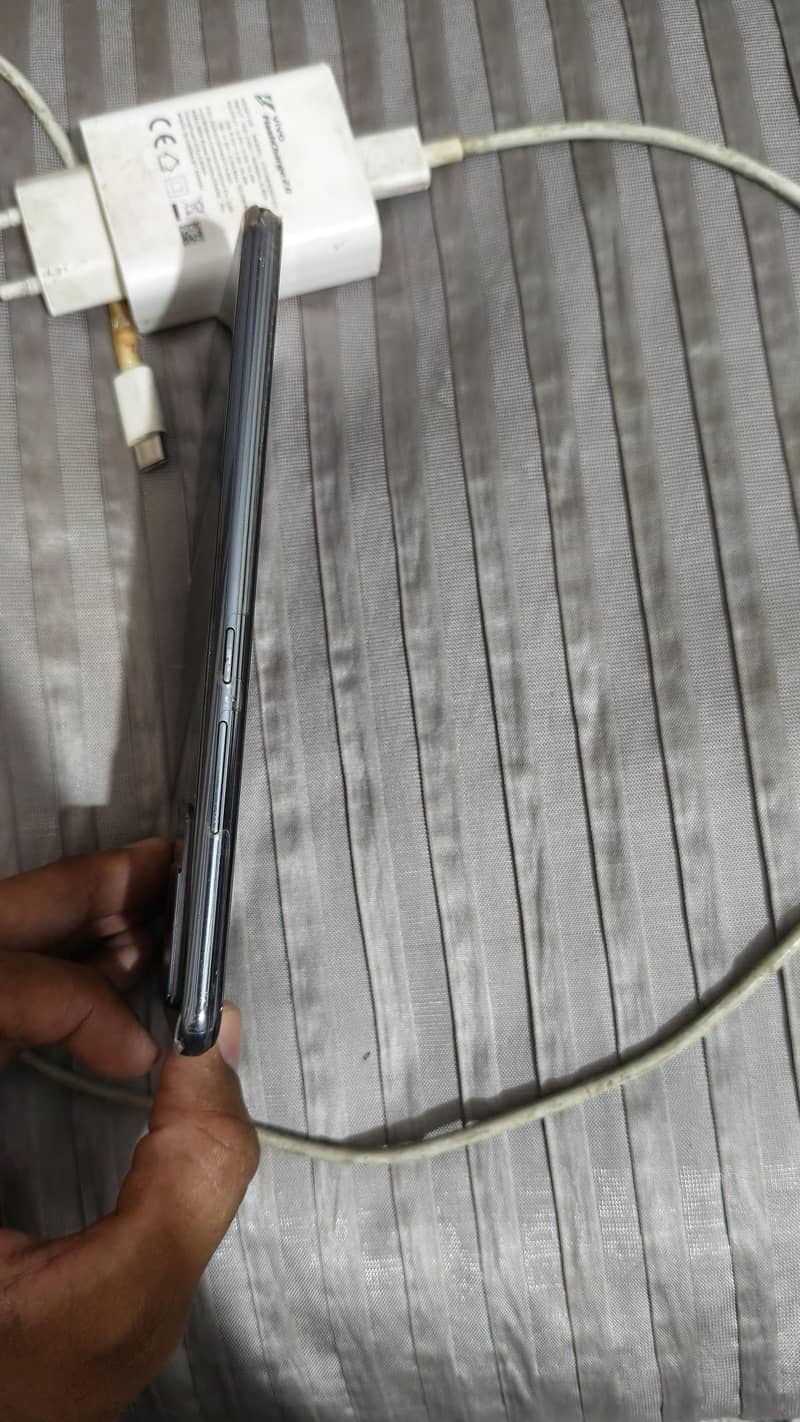 Vivo V21e 6